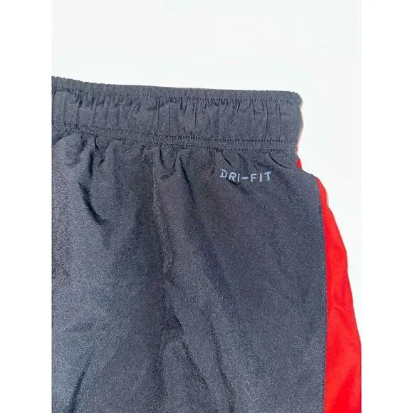 Nike Men’s Athletic Shorts Black Red Size L 8” Inseam Dri-FIT Gym Training - Picture 7 of 7